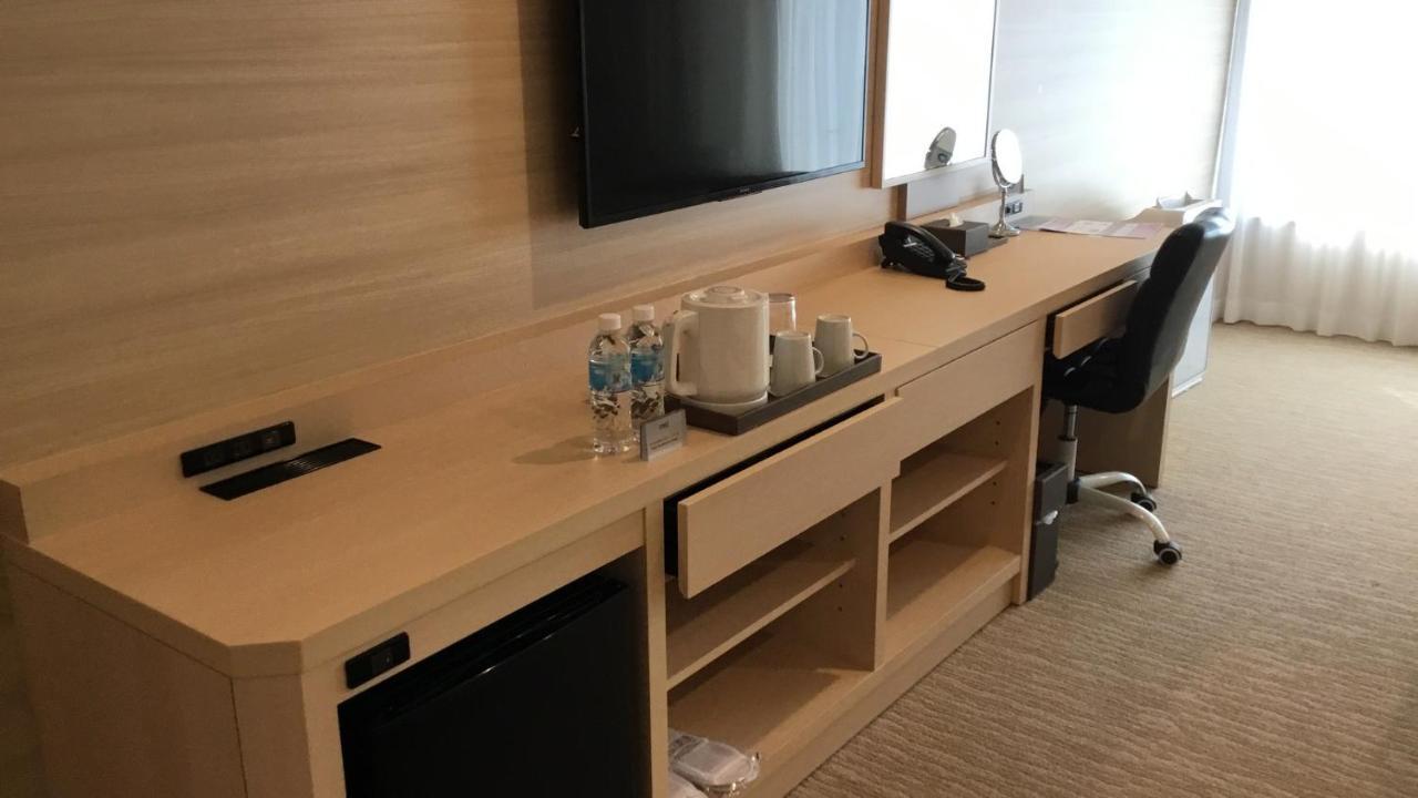 Odysis Suites Osaka Airport Hotel Izumisano Ngoại thất bức ảnh
